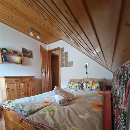 Hébergement de vacances Margo Nyaralo Balatonederics